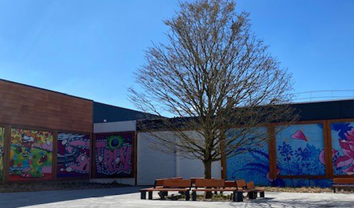 visuel place du village