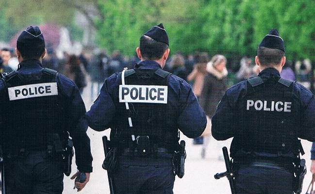 PHOTO-POLICE.gif